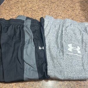 Under Armour Mens Black and Gray Joggers Set Mens Medium